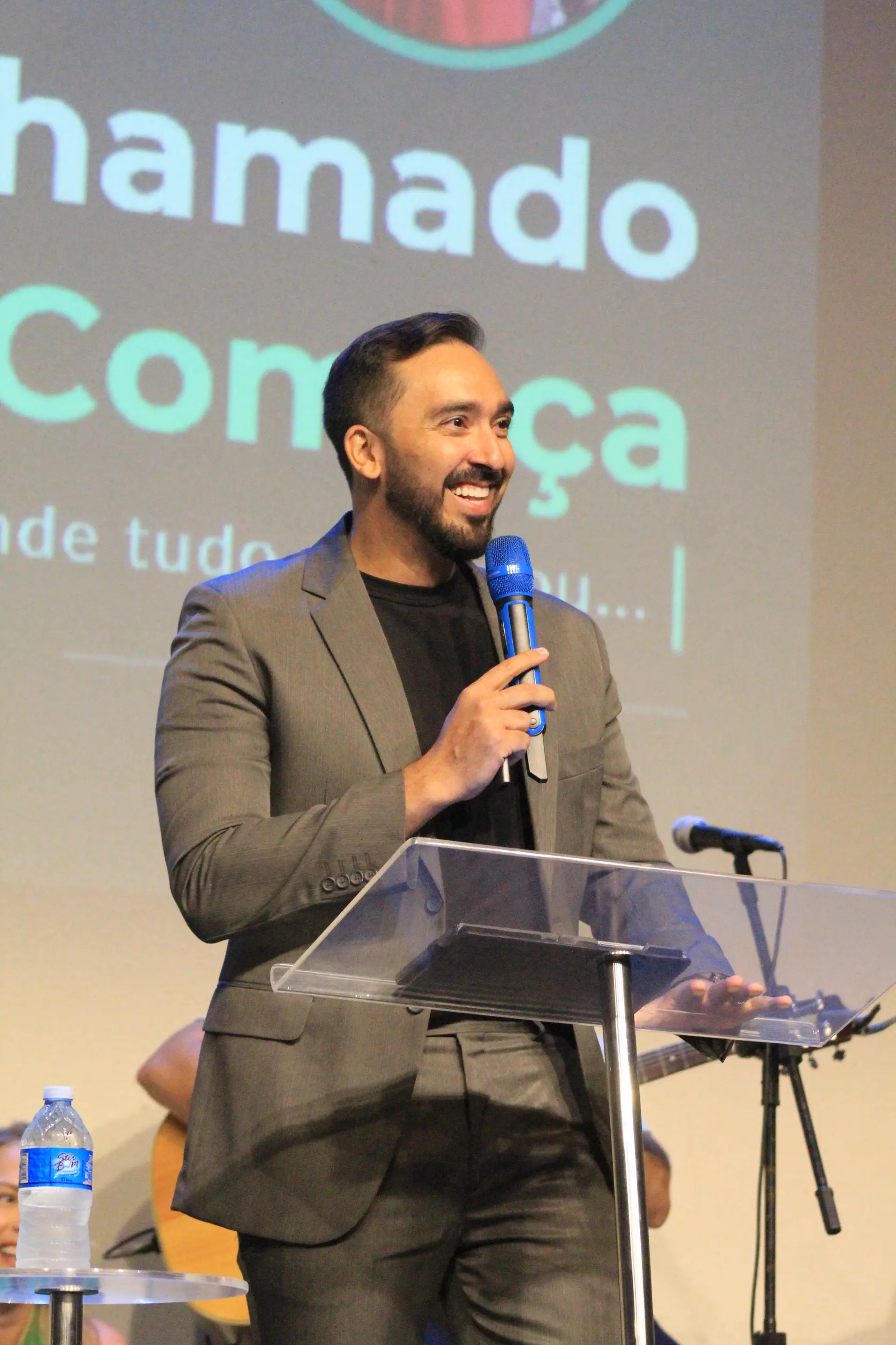 Pr. Natanael Avelino